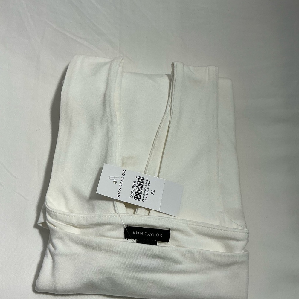 Ann Taylor white Crewneck Tee size XL - Picture 12 of 16
